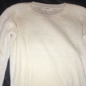 Forever 21 White Sweater✨⚡️